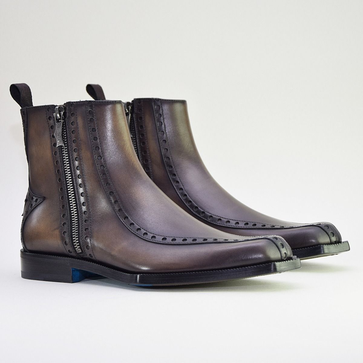 Hustler - Brushed Grey